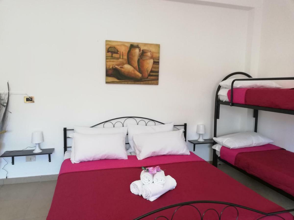 Casa Vacanze Valente Santa Maria Del Cedro Exteriör bild